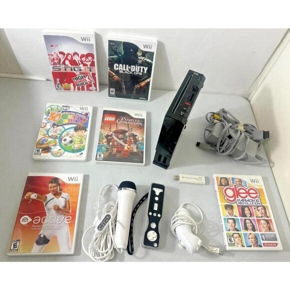 NINTENDO Wii Console 6 Game Bundle AccessoryController Karaoke COD Microphone